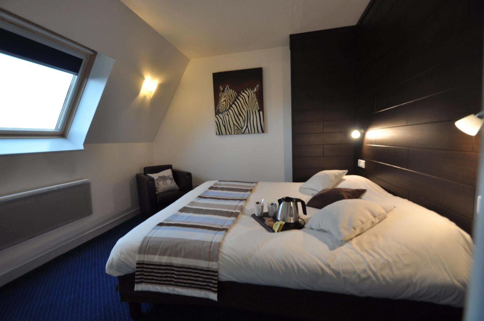 The Originals City, Hotel Du Chateau, Pontivy Eksteriør bilde